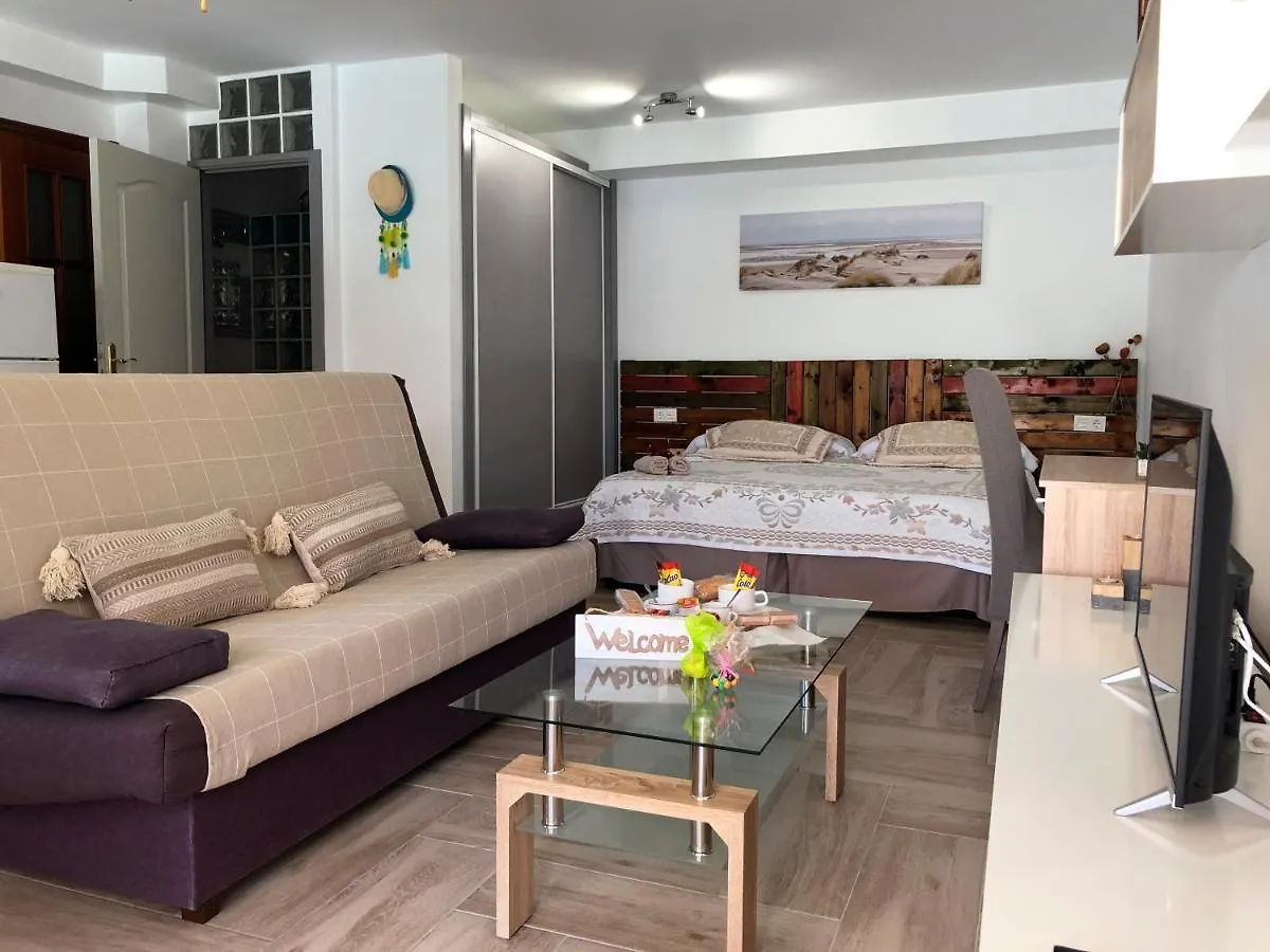 Abi&Lei Daire Candelaria 0*,  İspanya